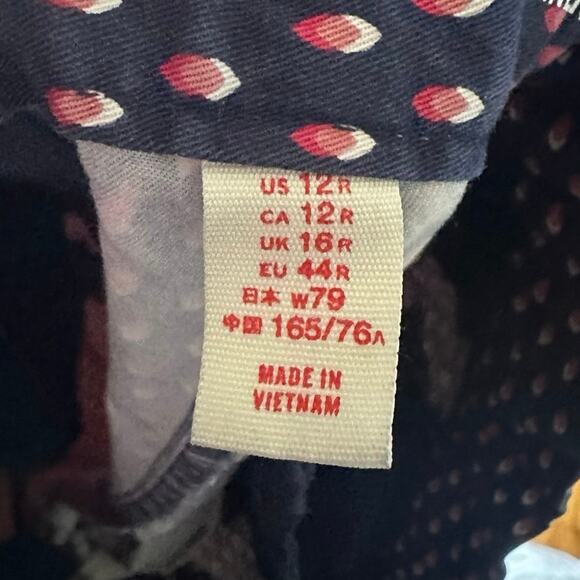 Khakis by GAP Slim City Pants – Navy with Red & White Geometric Drops, Size 12R - Picture 6 of 7